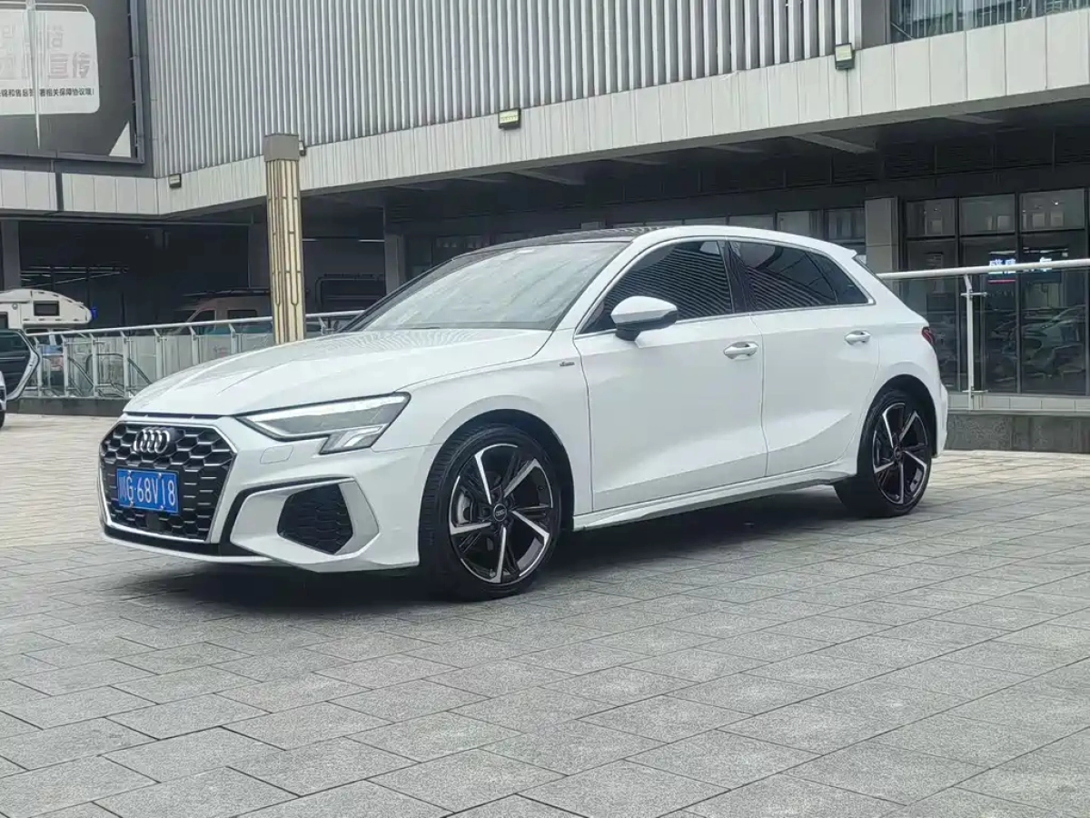 AUDI A3