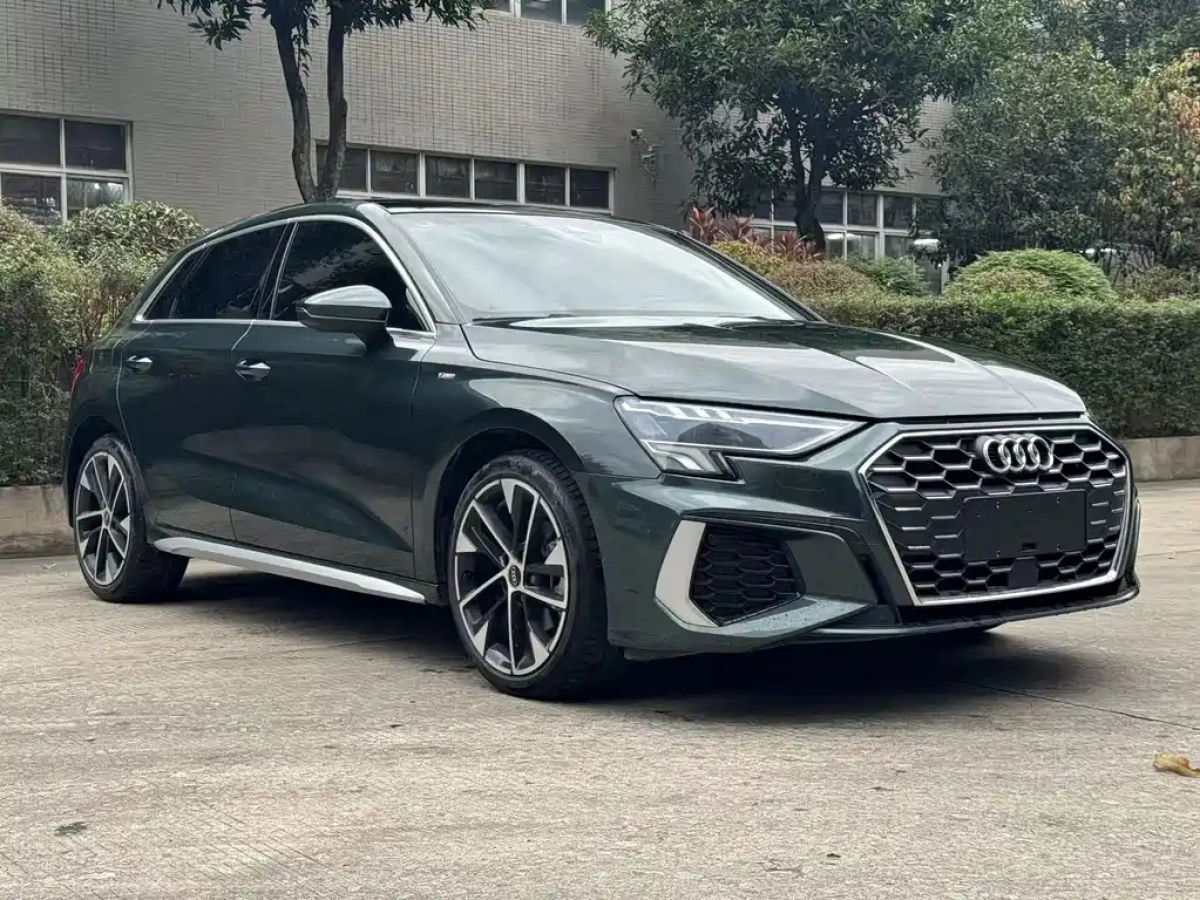 AUDI A3
