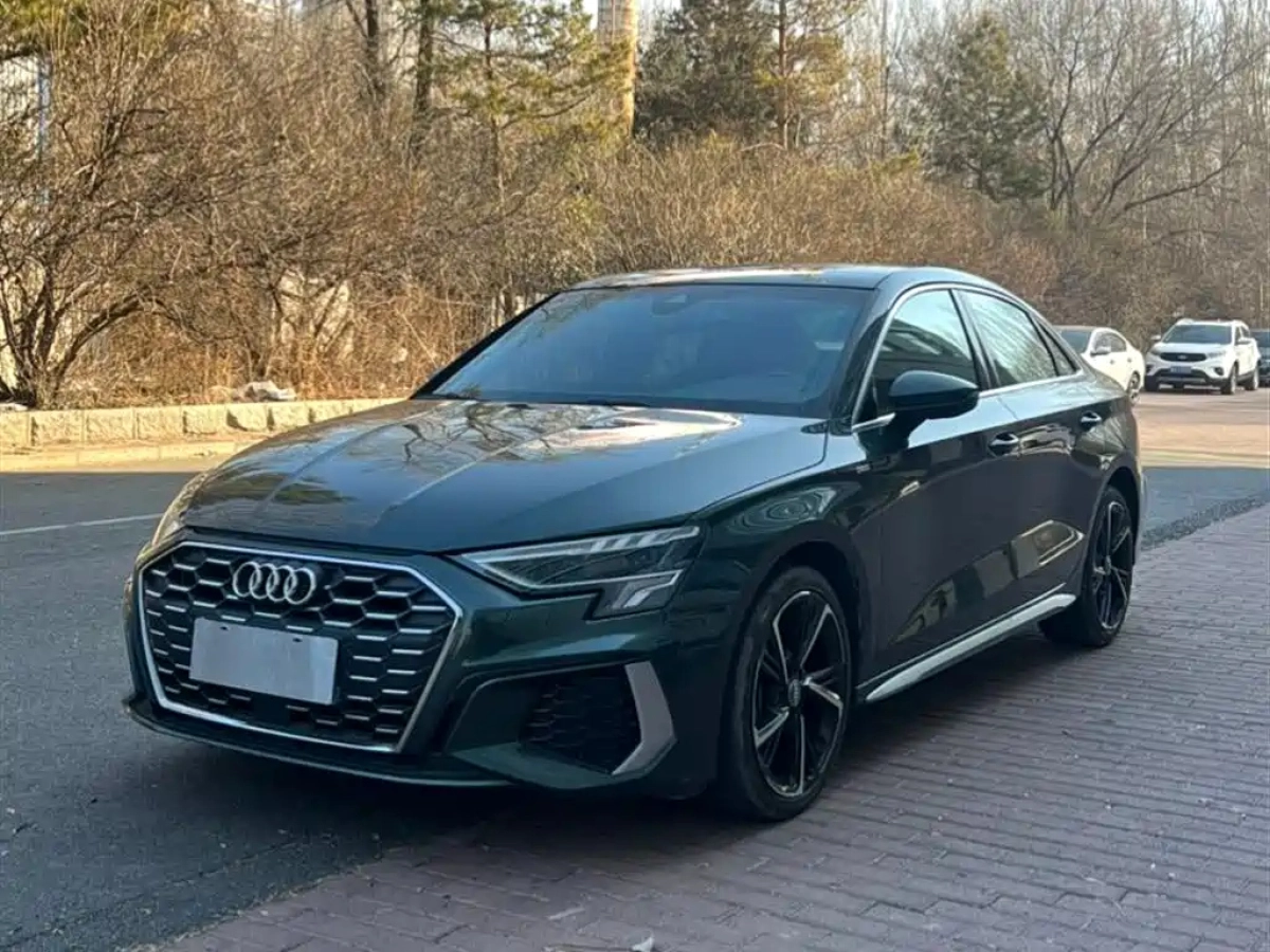 AUDI A3  2022