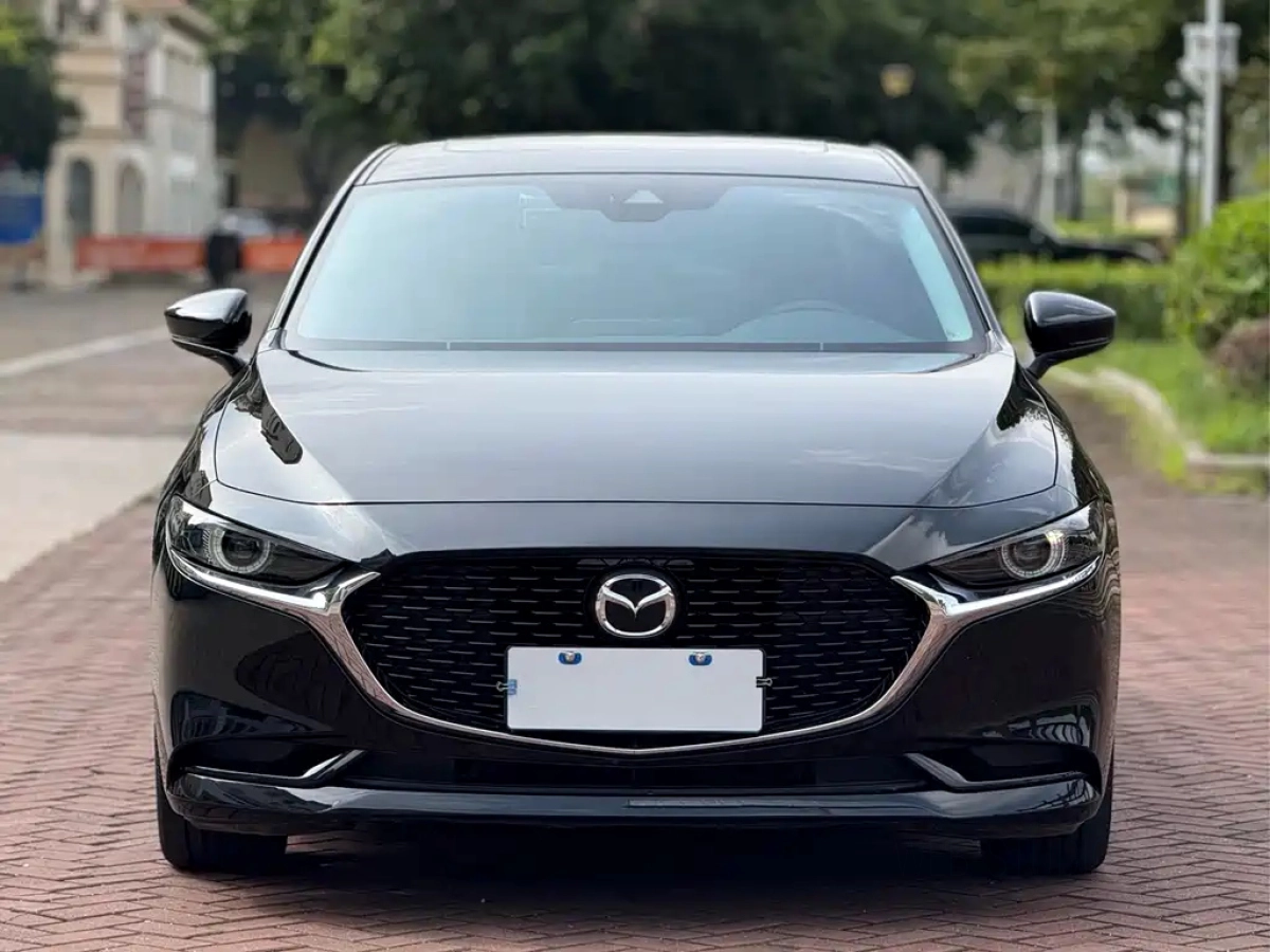 MAZDA 3 AXELA