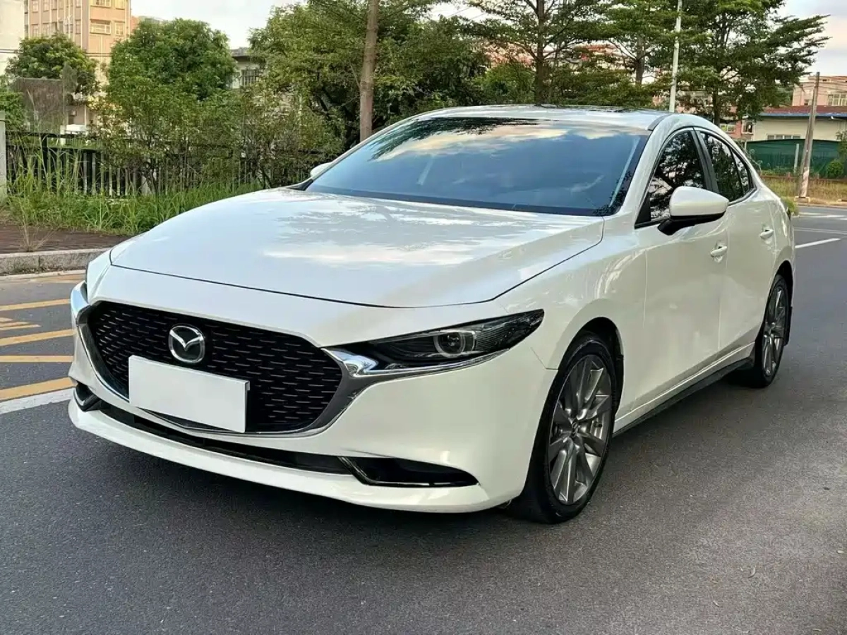 MAZDA 3 AXELA
