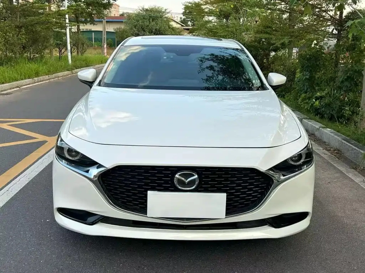 MAZDA 3 AXELA