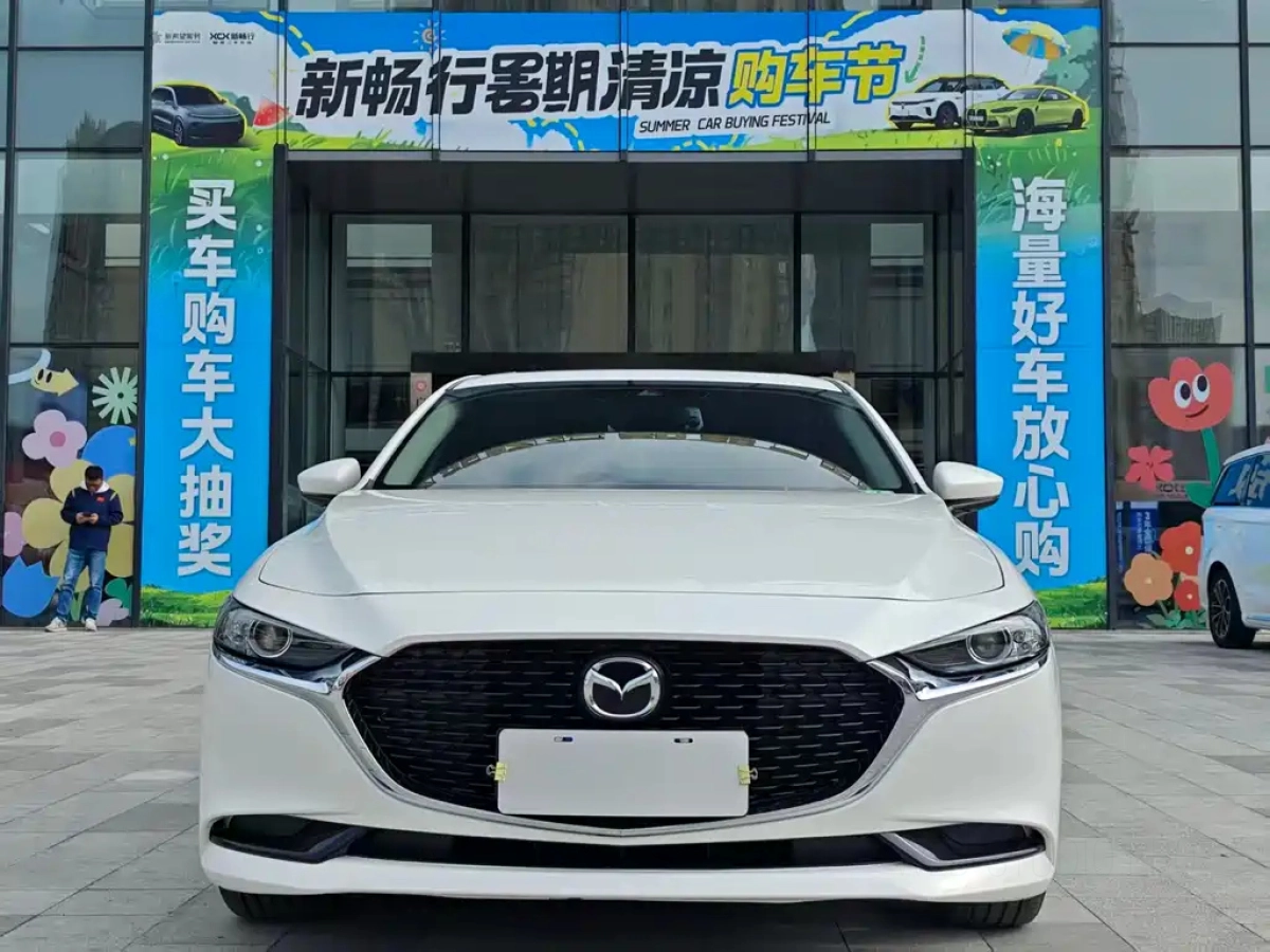MAZDA 3 AXELA