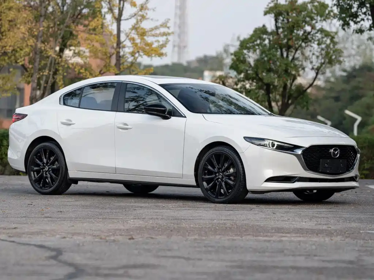 MAZDA 3 AXELA