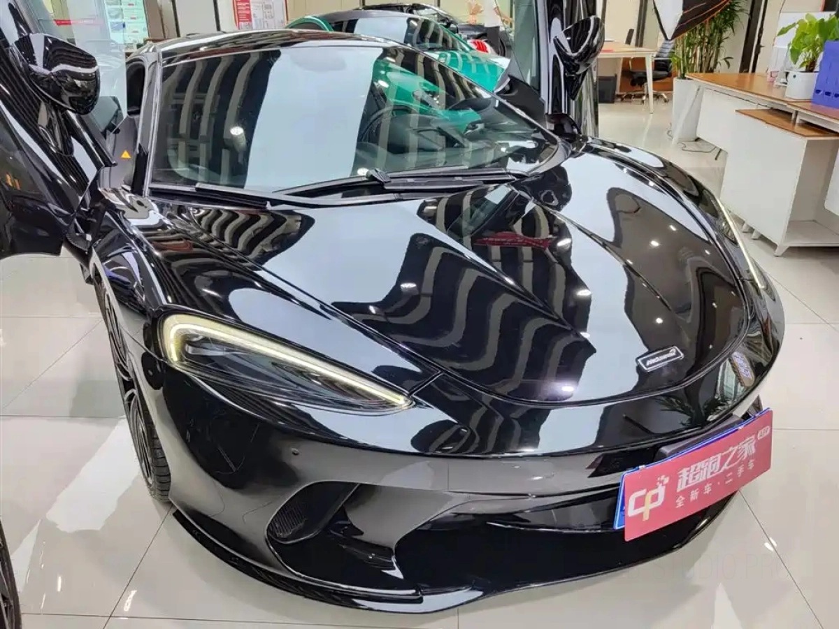 MCLAREN GT