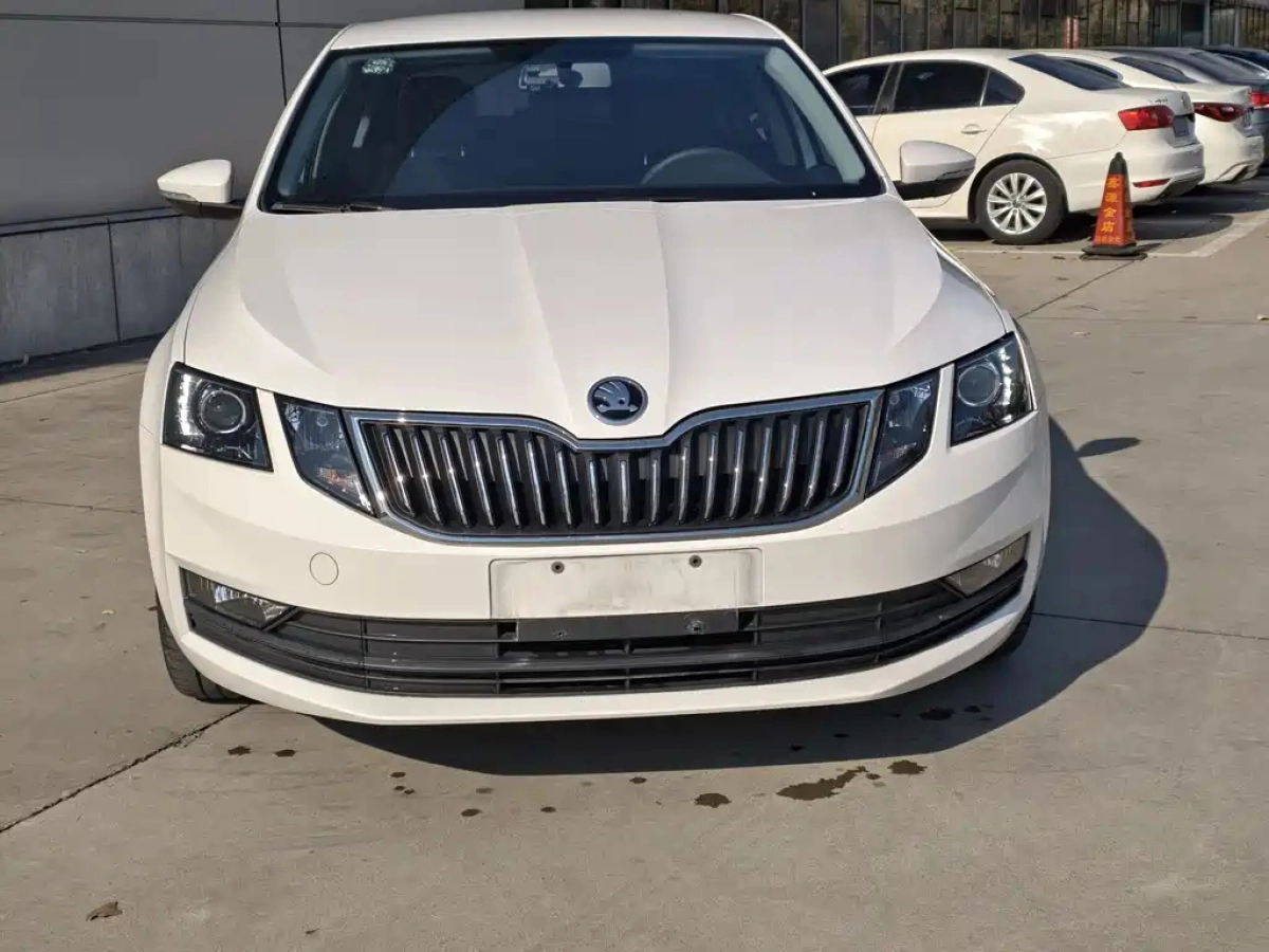 SKODA OCTAVIA