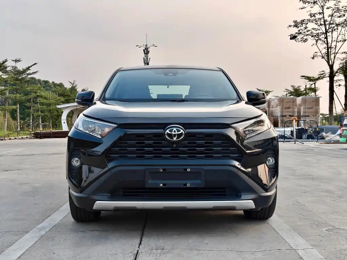 TOYOTA RAV4 RONGFANG