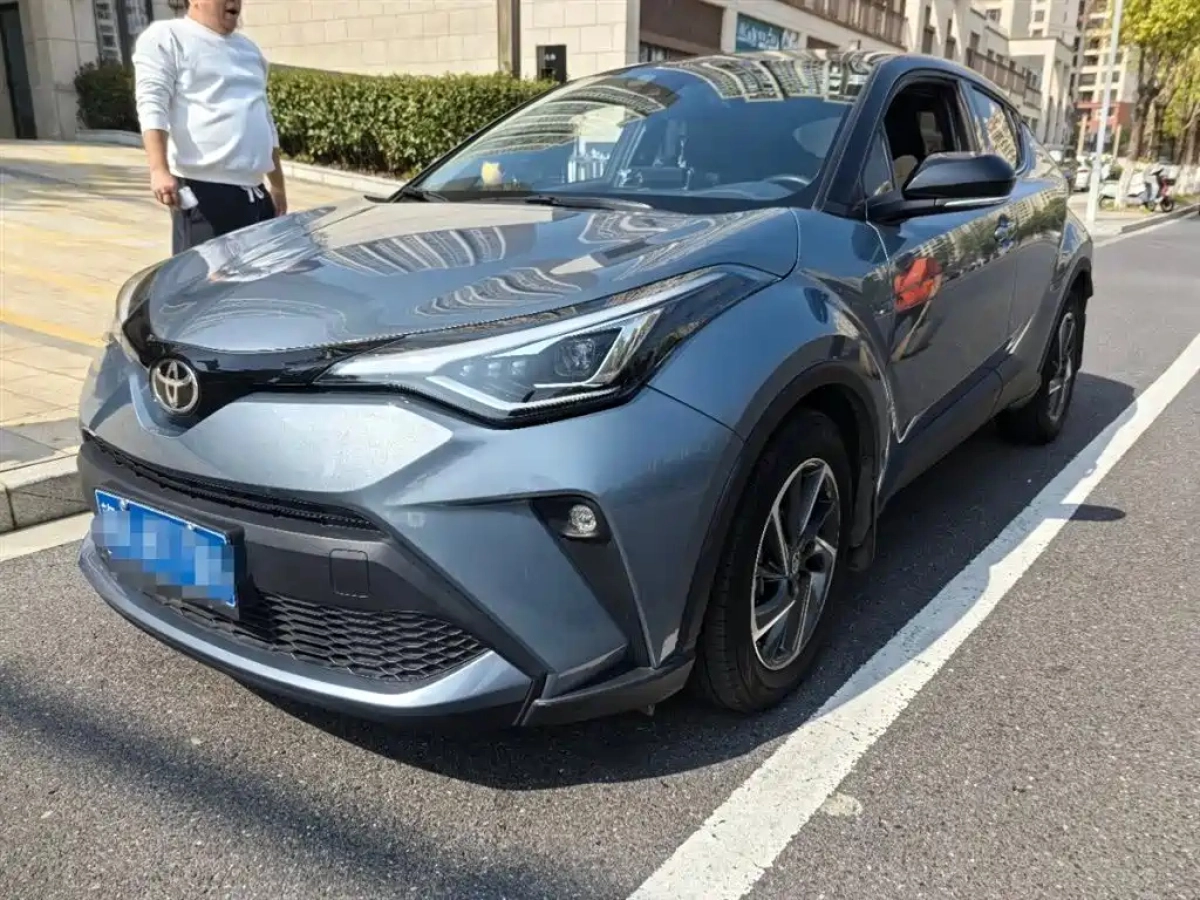 TOYOTA C-HR  2022