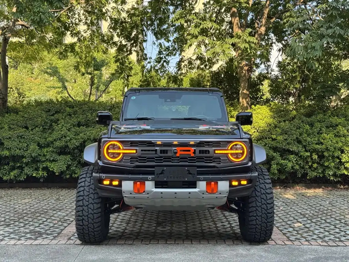 FORD BRONCO
