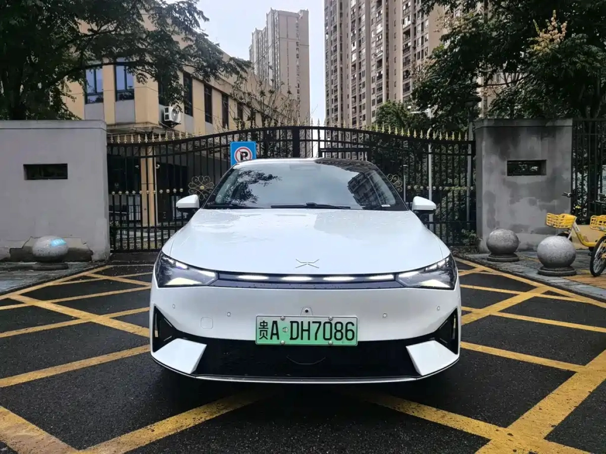 XPENG MOTORS P5