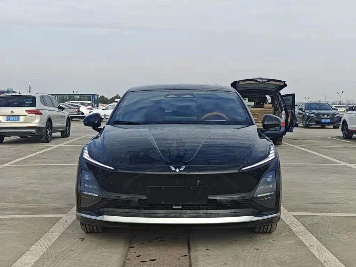 SGMW WULING STARLIGHT