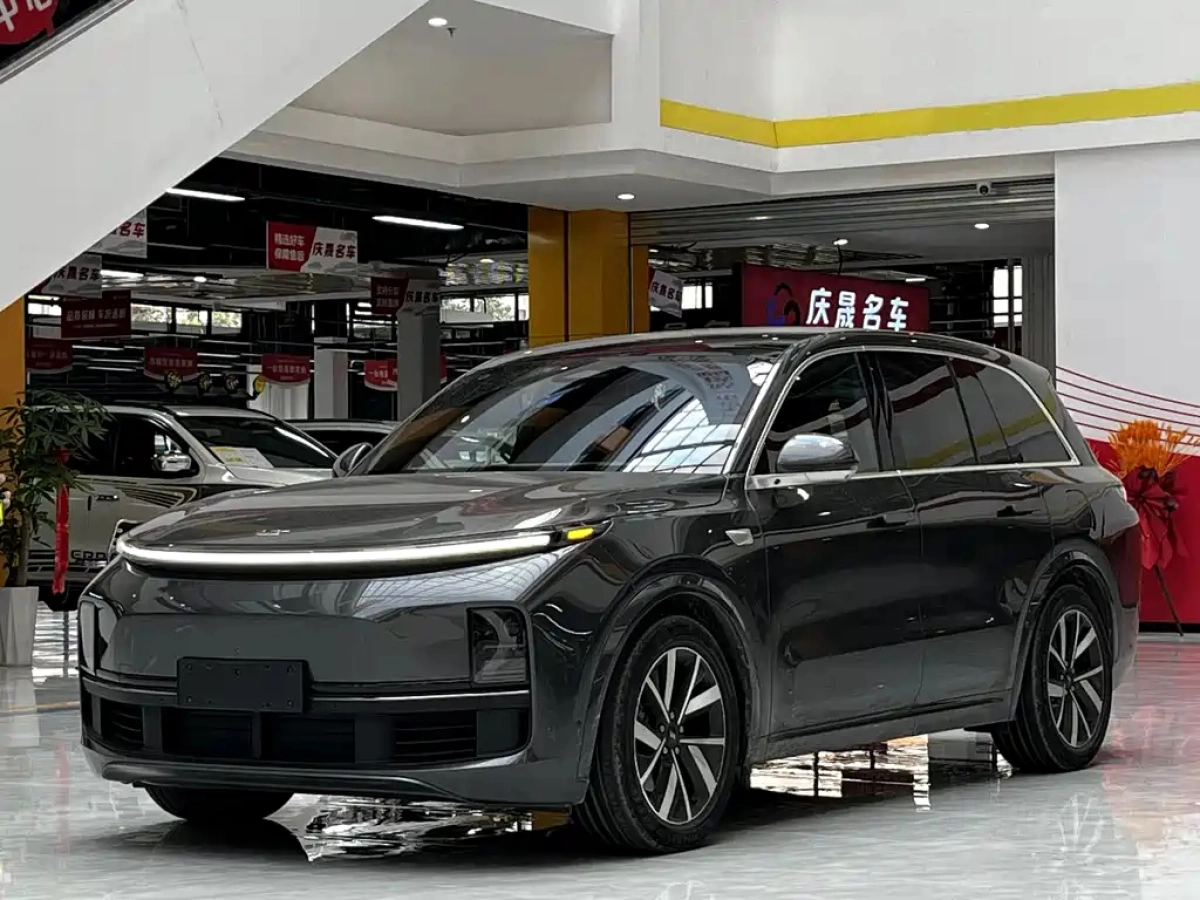 LI AUTO L8
