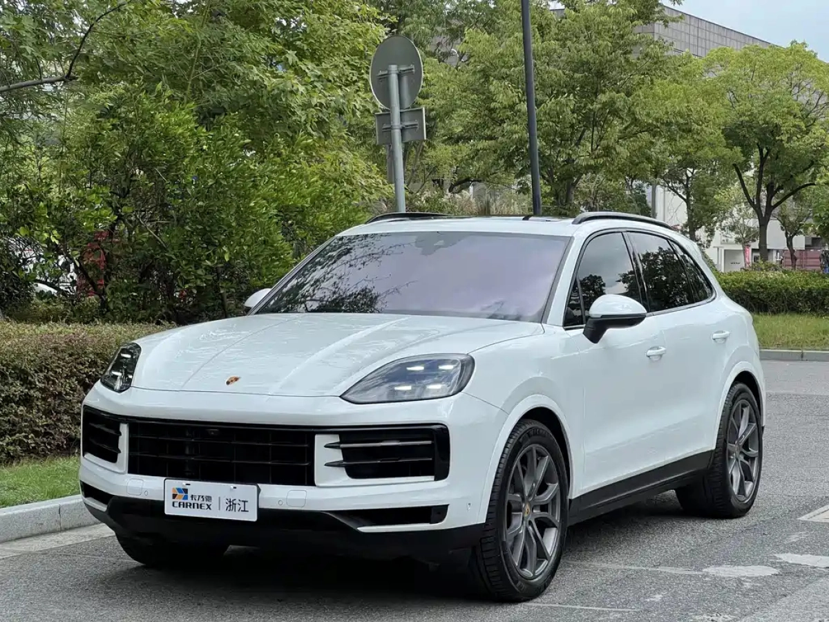 PORSCHE CAYENNE