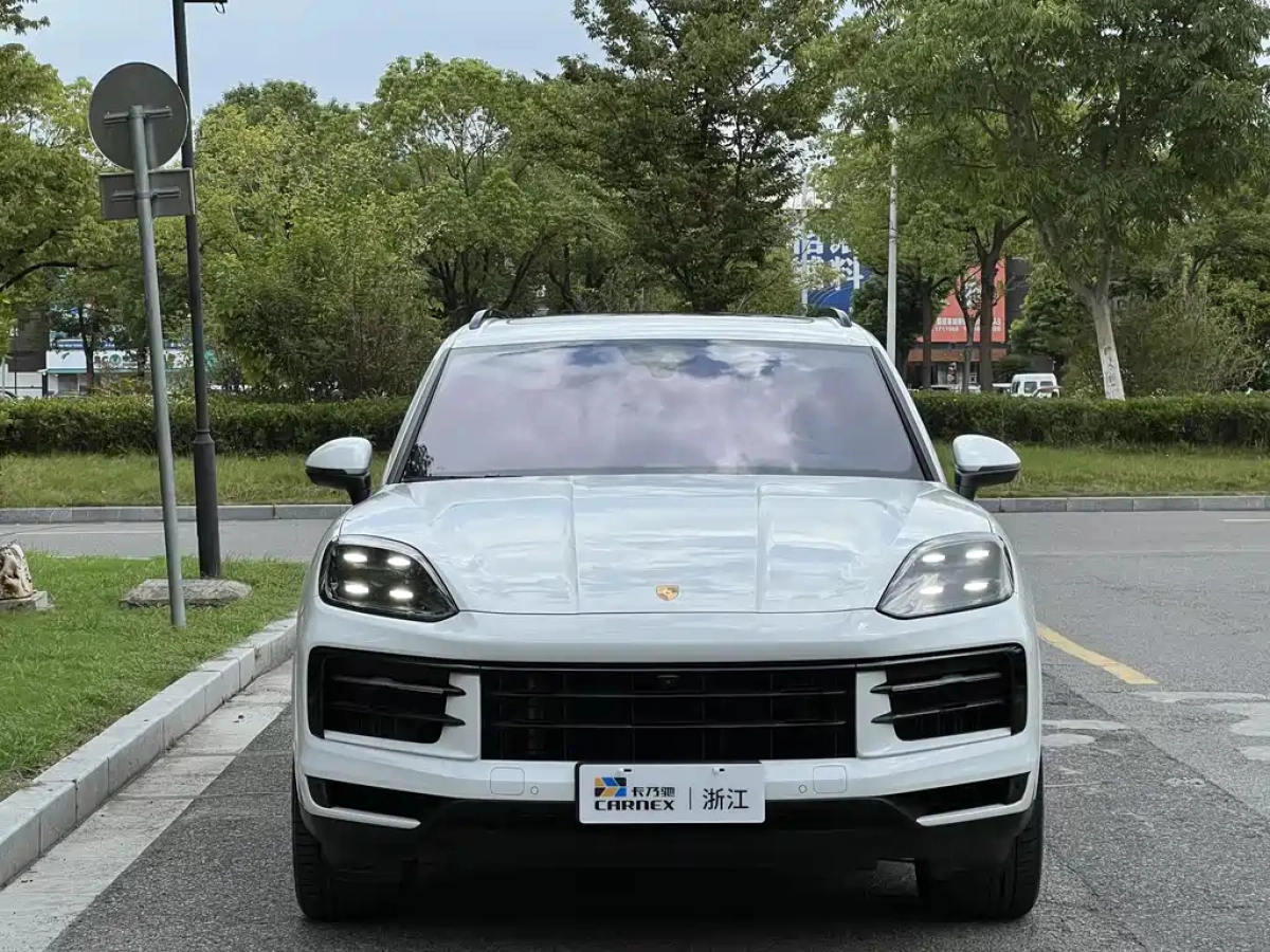 PORSCHE CAYENNE