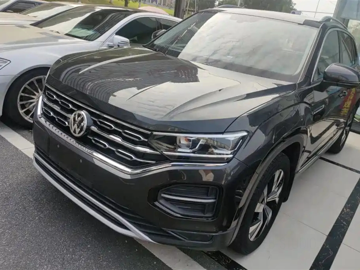 VOLKSWAGEN TAYRON  2020