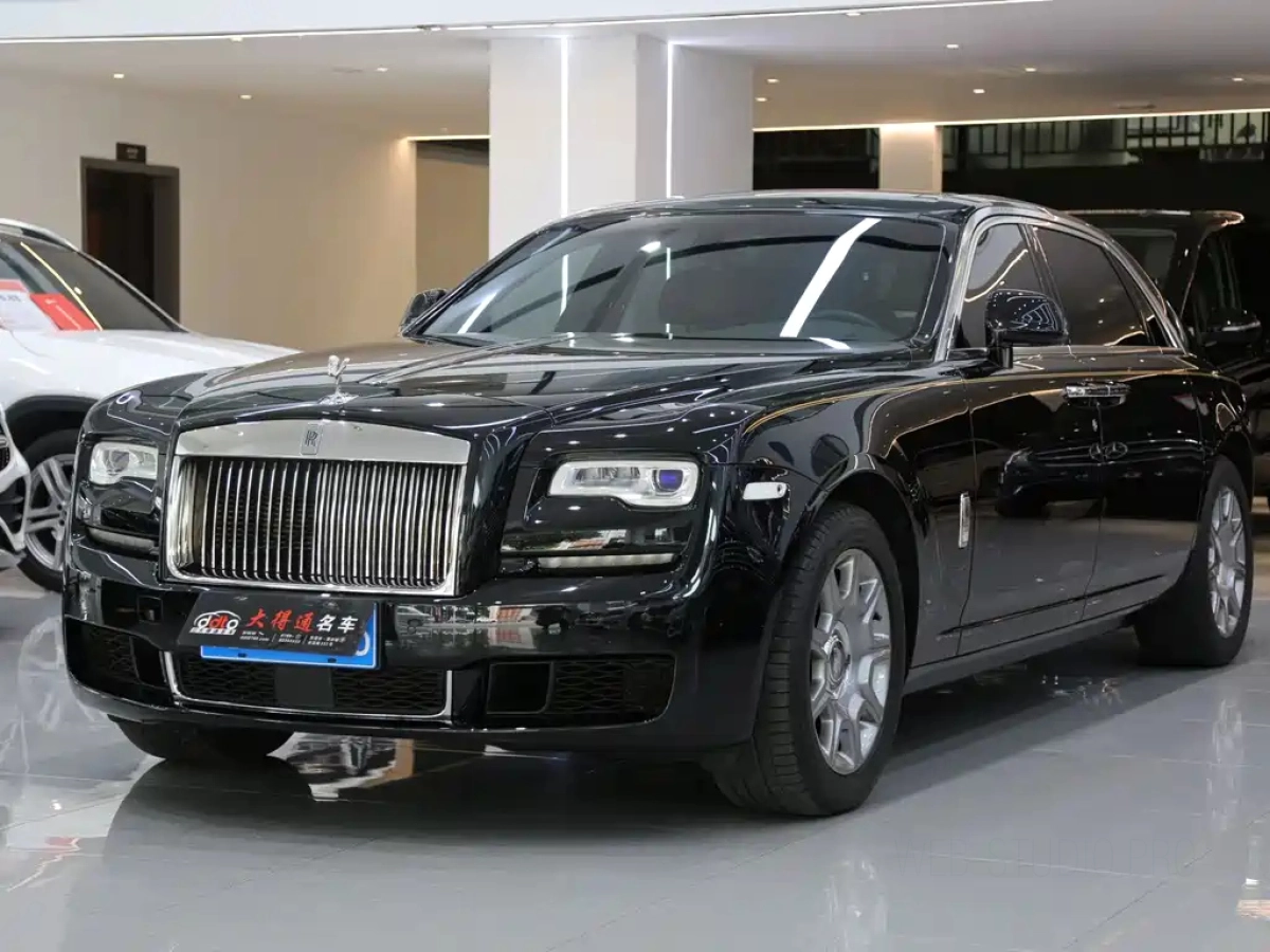 ROLLS ROYCE GHOST  2020