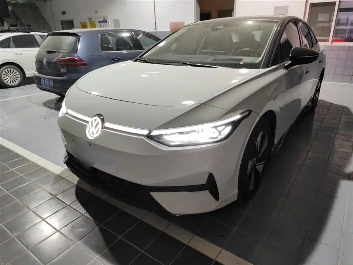 VOLKSWAGEN ID.7 VIZZION  2024