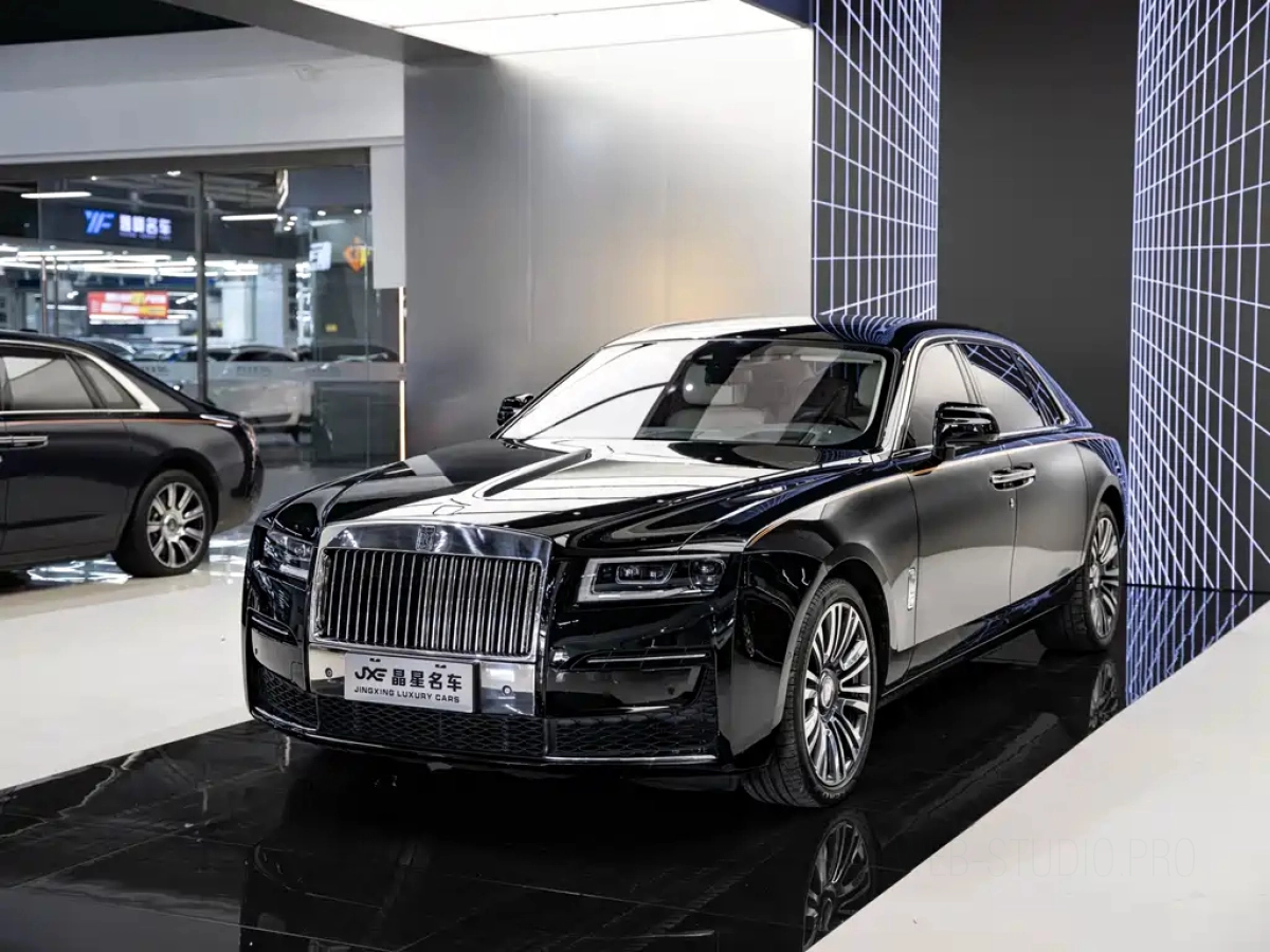 ROLLS ROYCE GHOST  2021