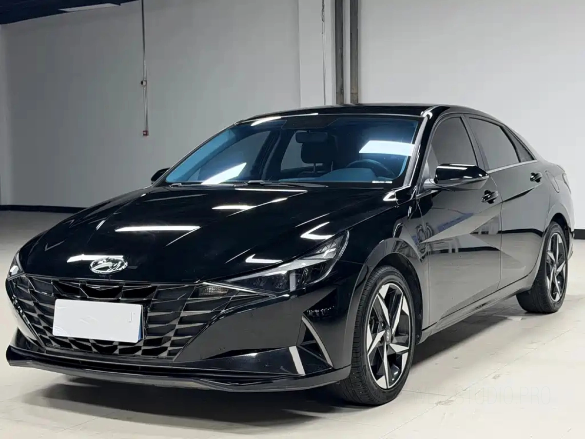 HYUNDAI ELANTRA  2022