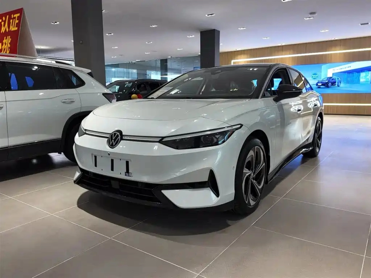 VOLKSWAGEN ID.7 VIZZION