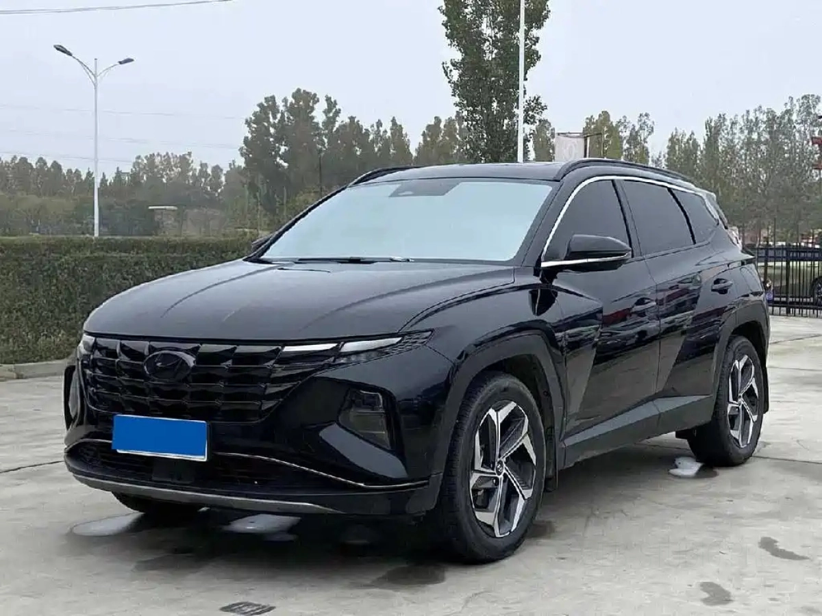 HYUNDAI TUCSON  2023