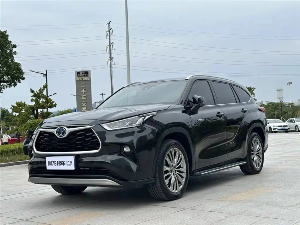 TOYOTA HIGHLANDER  2023