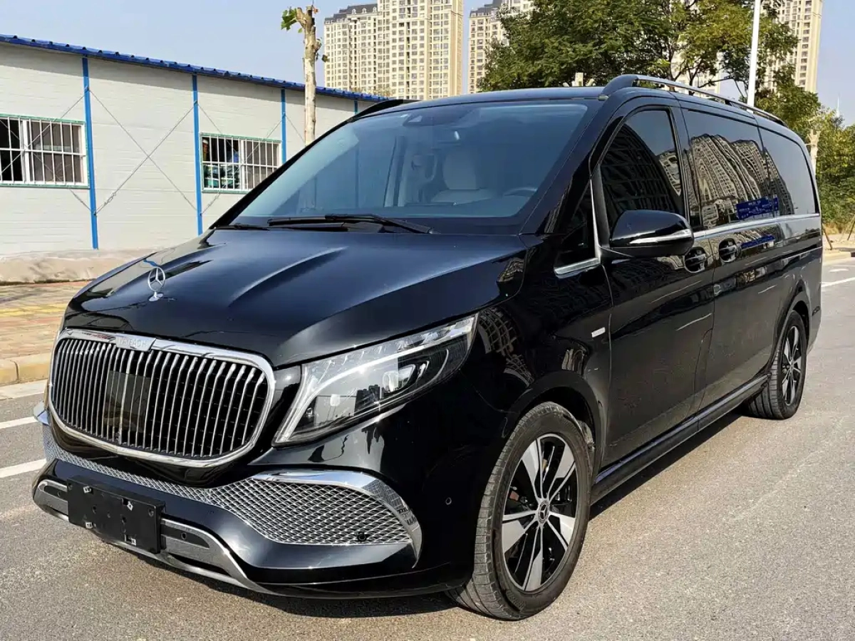 MERCEDES BENZ V-CLASS  2023