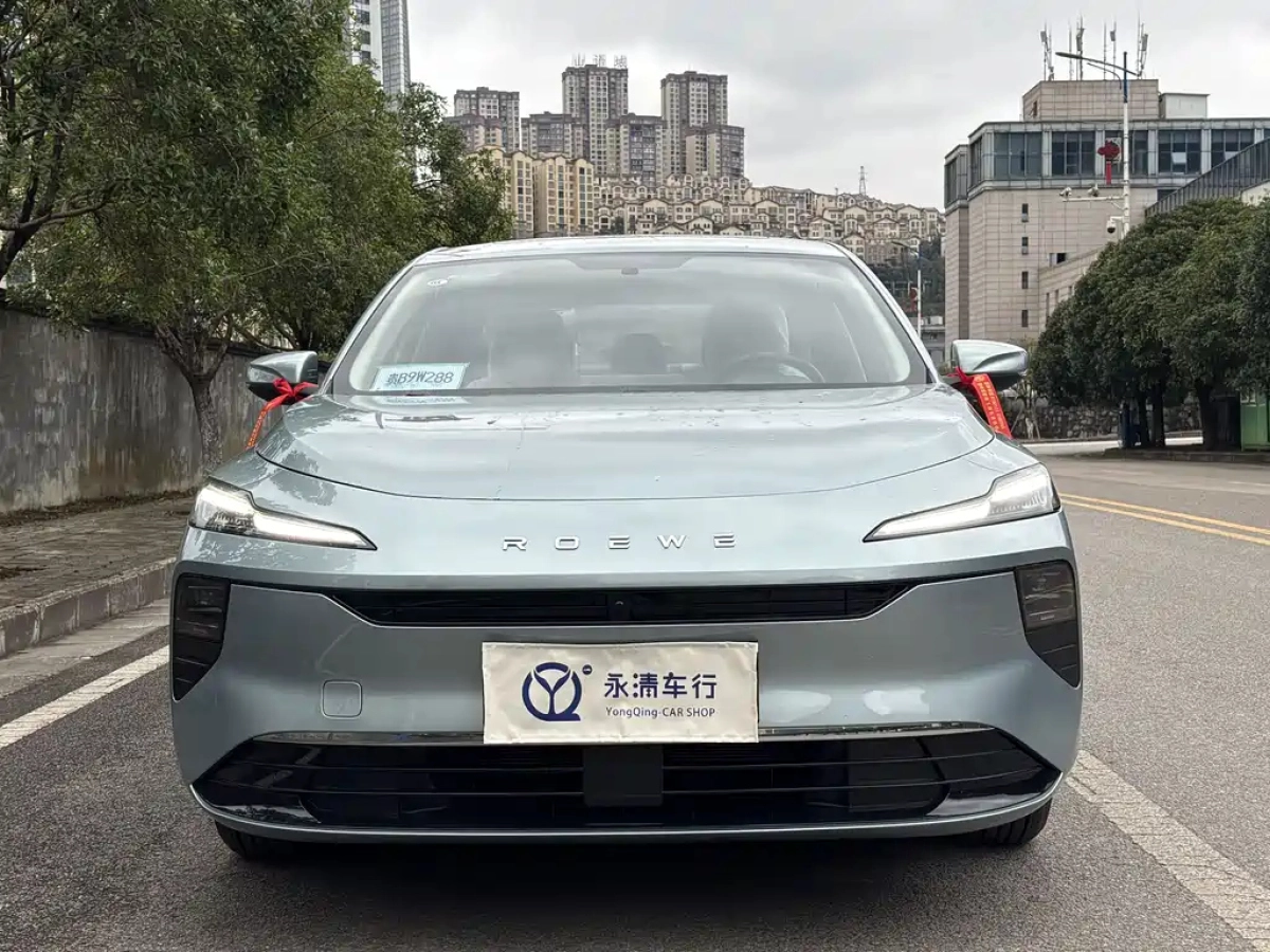 ROEWE D6