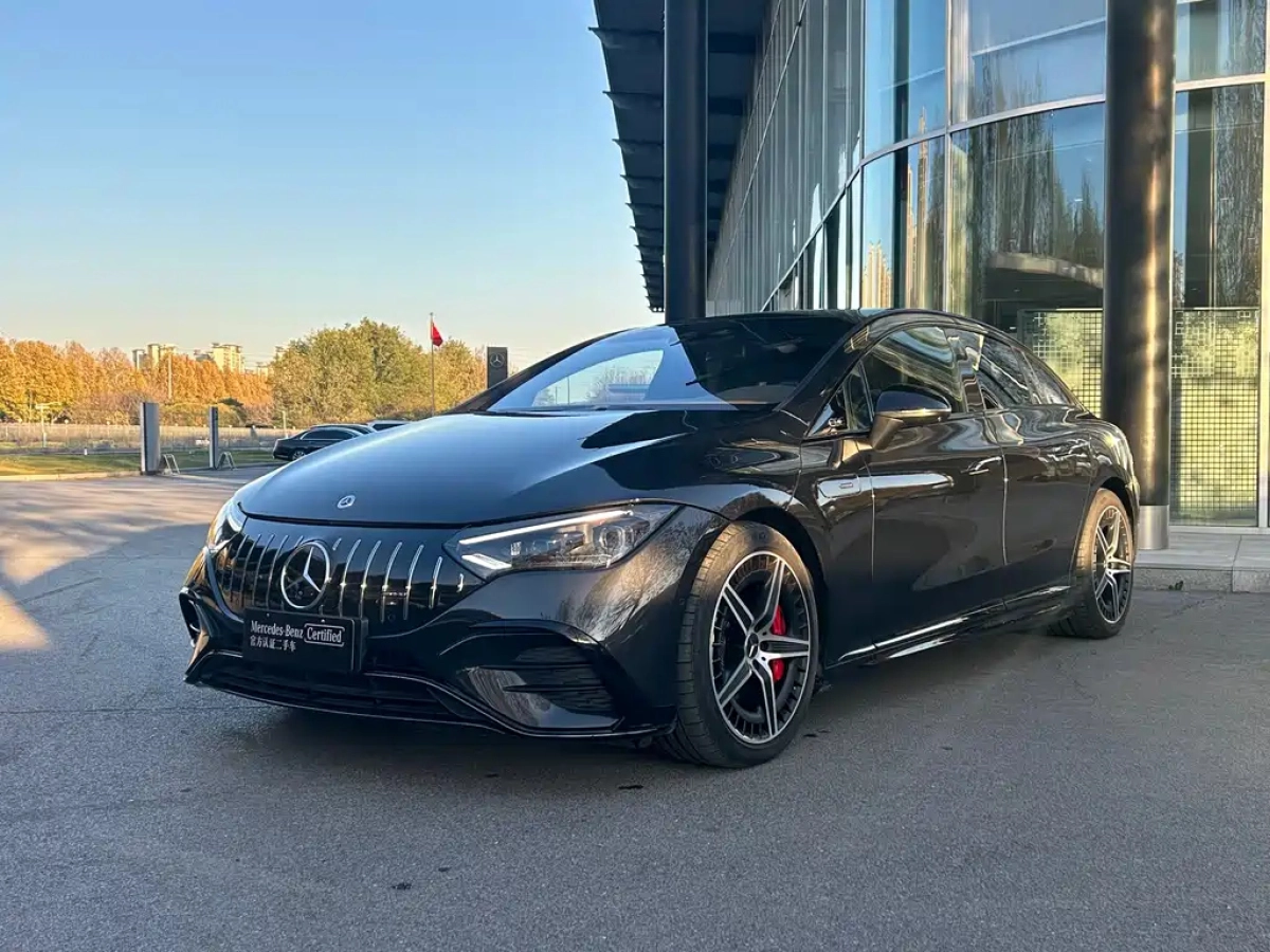 MERCEDES BENZ EQE AMG  2023