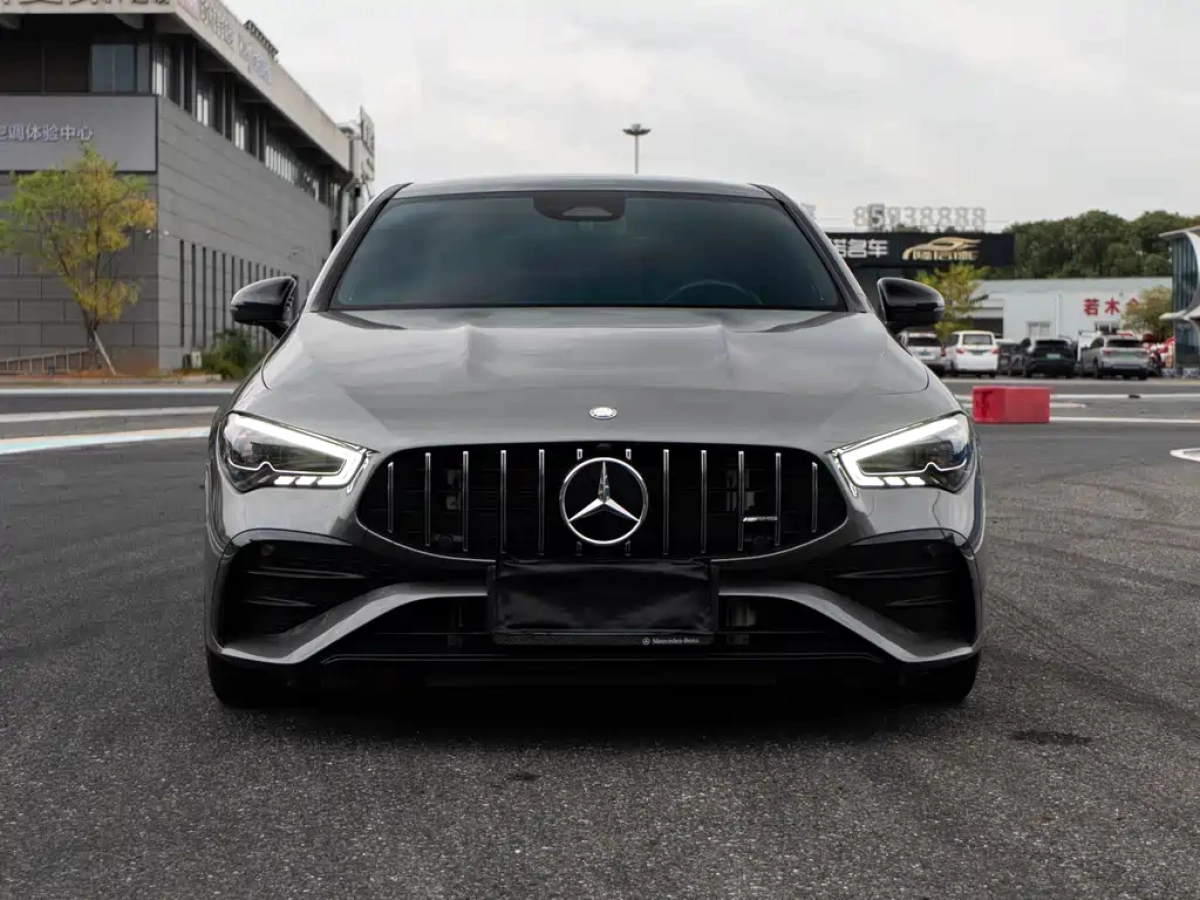 MERCEDES BENZ CLA AMG