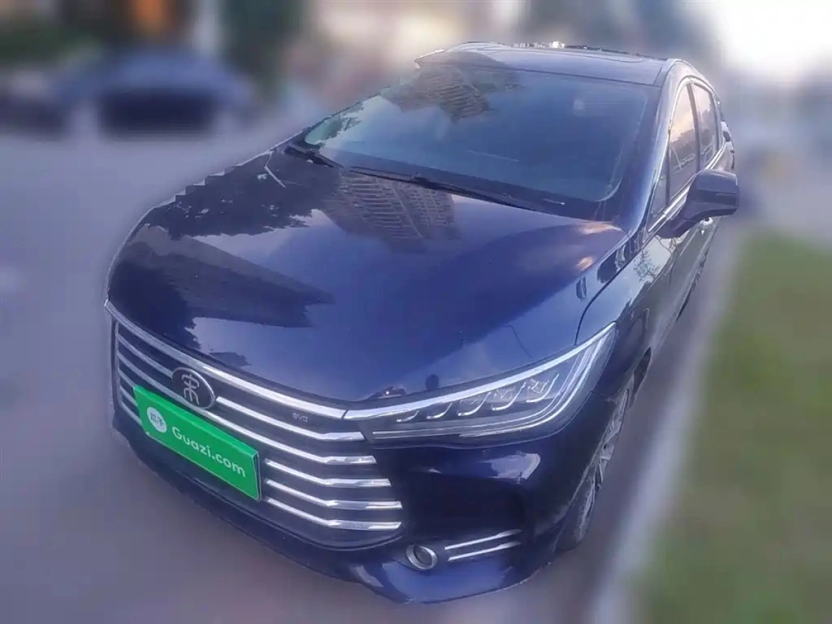 BYD SONG MAX