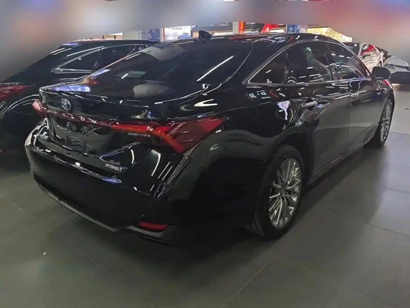 TOYOTA AVALON