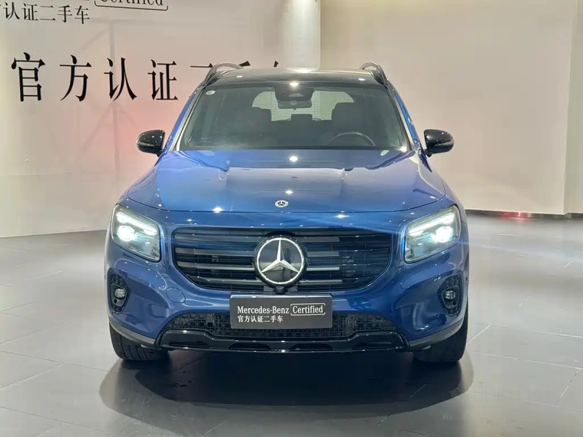 MERCEDES BENZ GLB