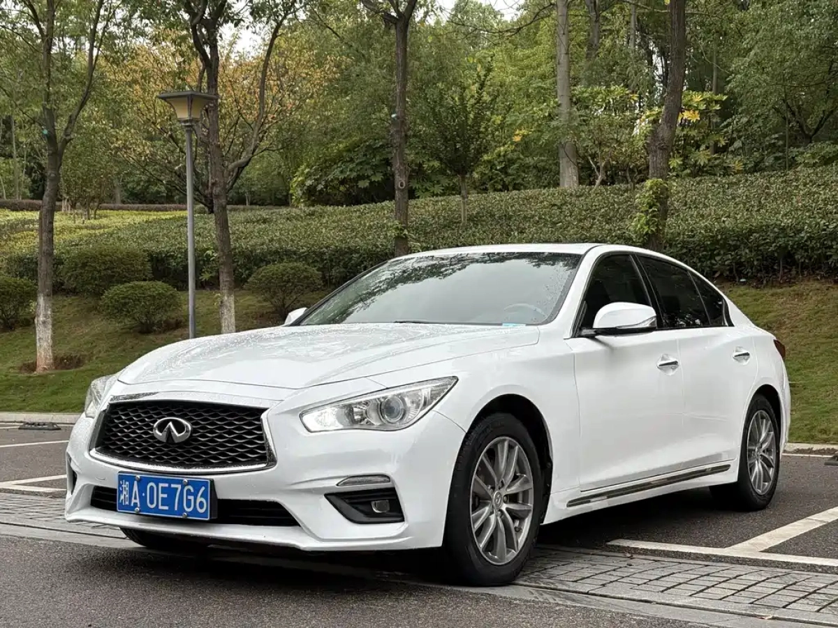 INFINITI Q50L  2021