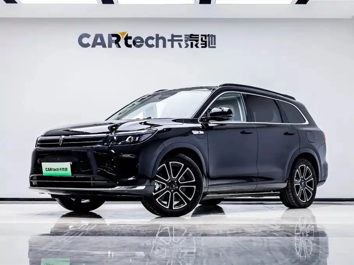 HUAWEI HARMON AITO M7  2025