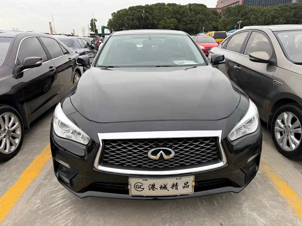 INFINITI Q50L