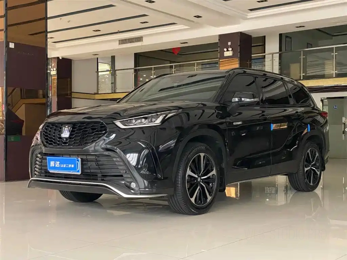 TOYOTA CROWN KLUGER  2022
