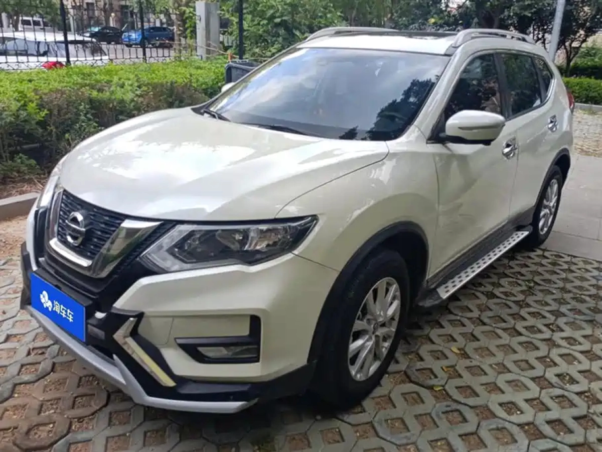 NISSAN X-TRAIL