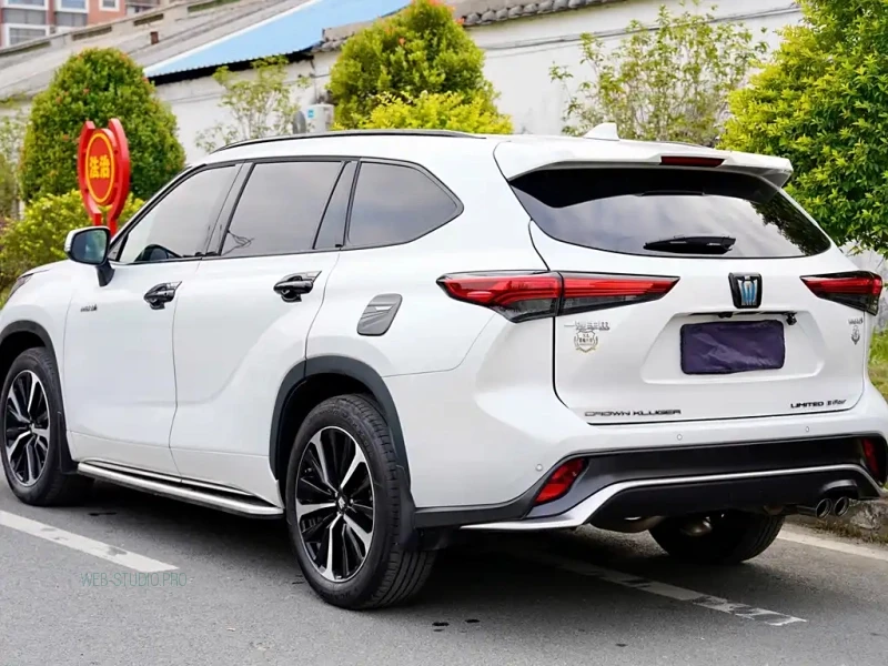 TOYOTA CROWN LUFANG