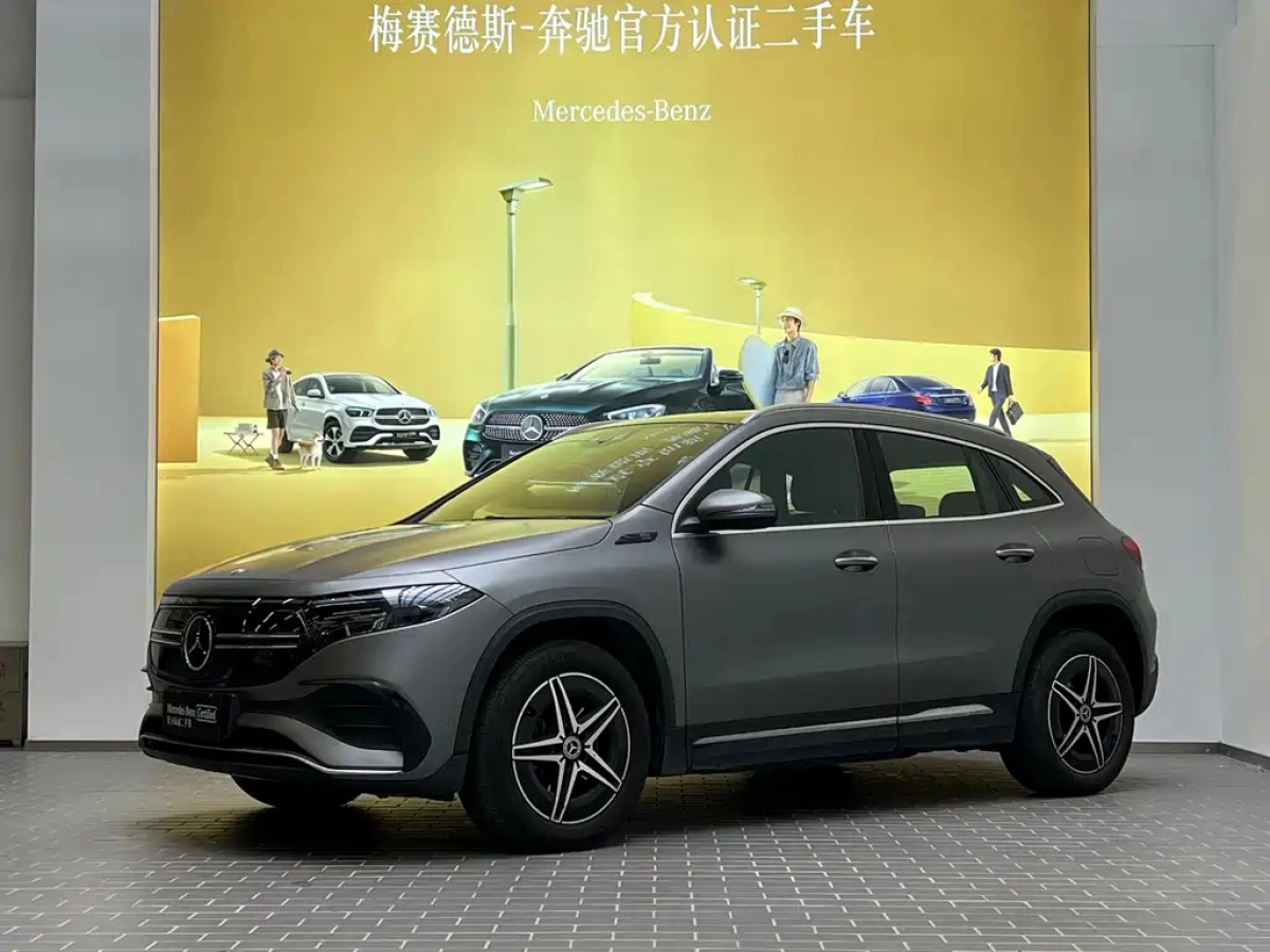 MERCEDES BENZ EQA  2022
