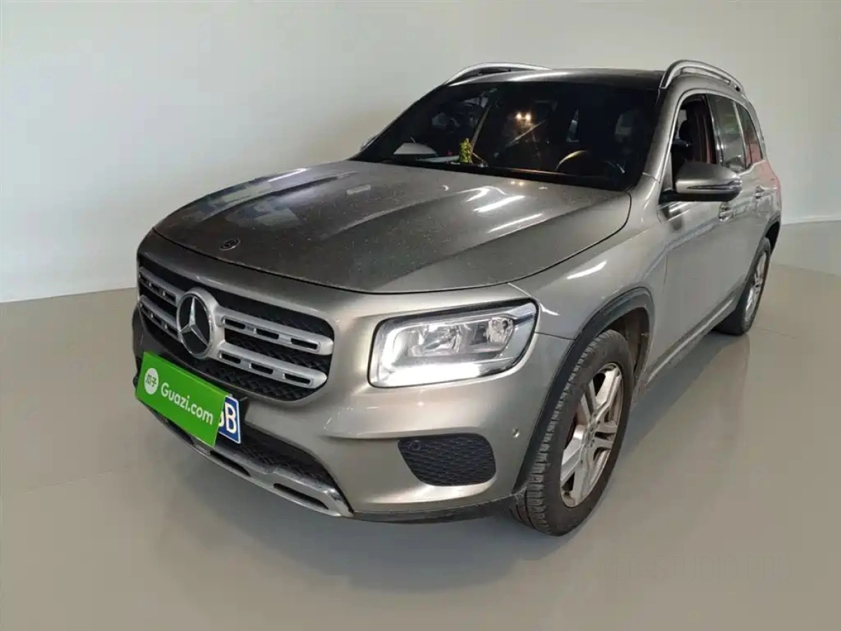 MERCEDES BENZ GLB