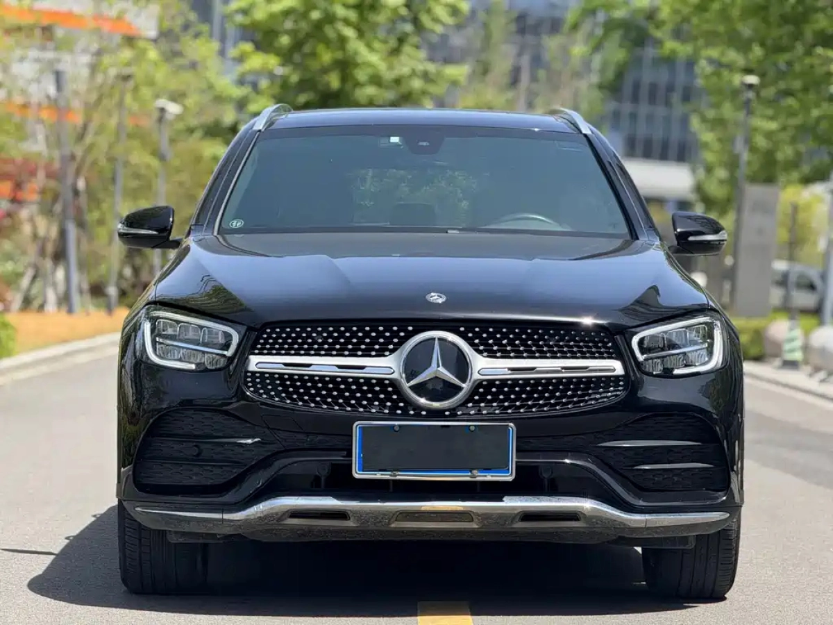 MERCEDES BENZ GLC