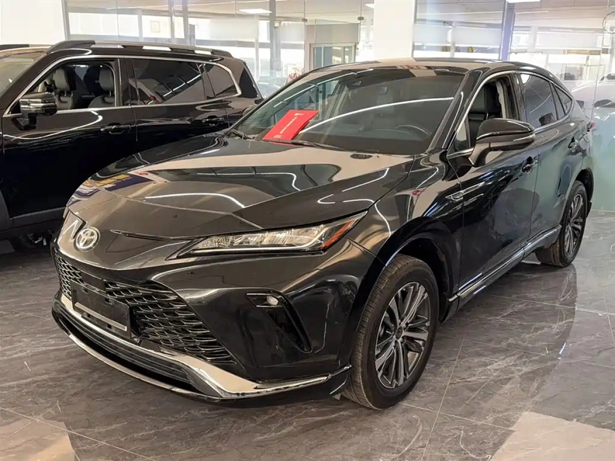 TOYOTA VENZA  2024