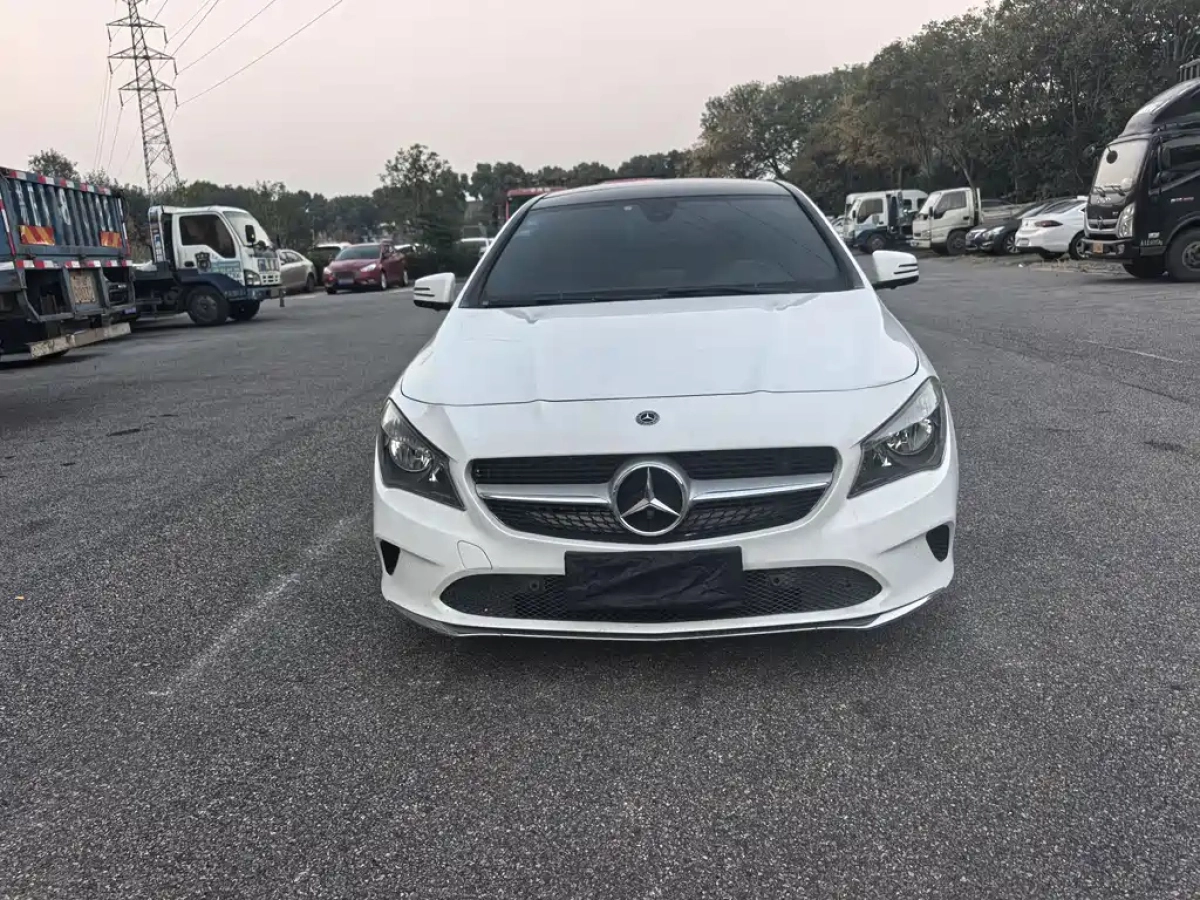 MERCEDES BENZ CLA
