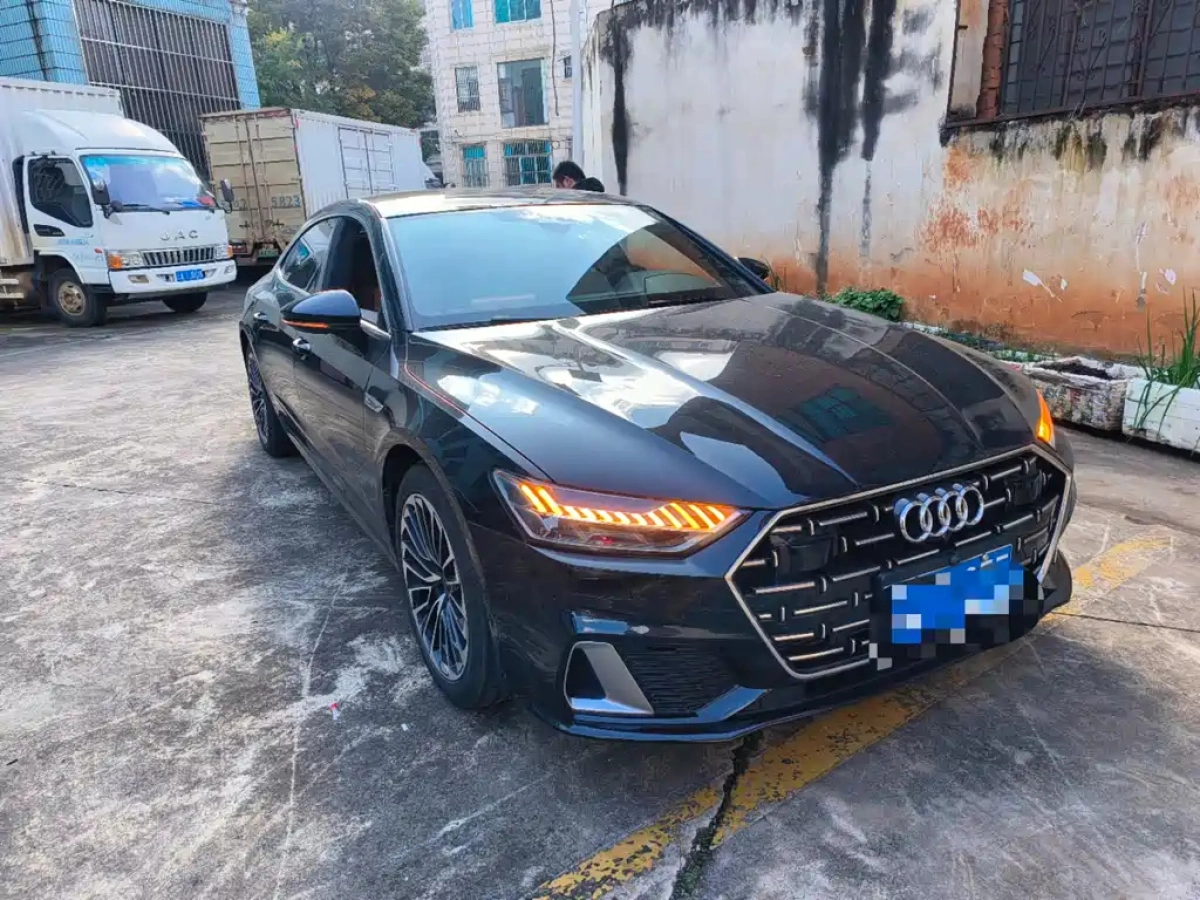 AUDI A7L