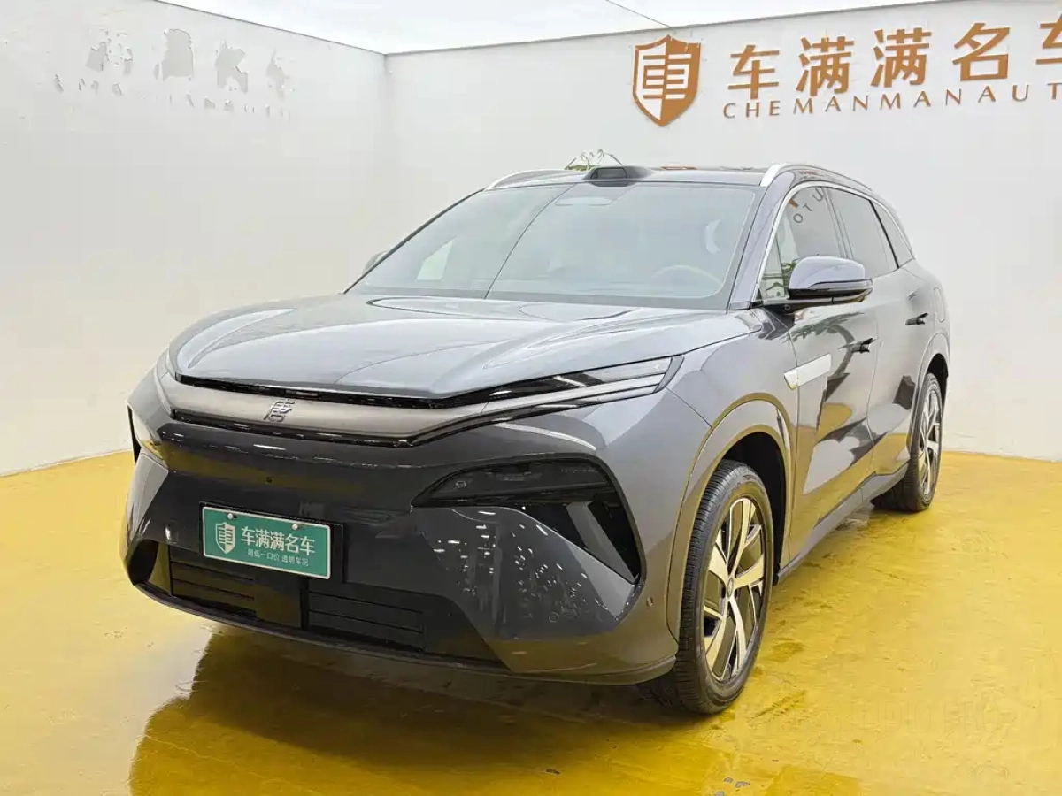 BYD TANG L