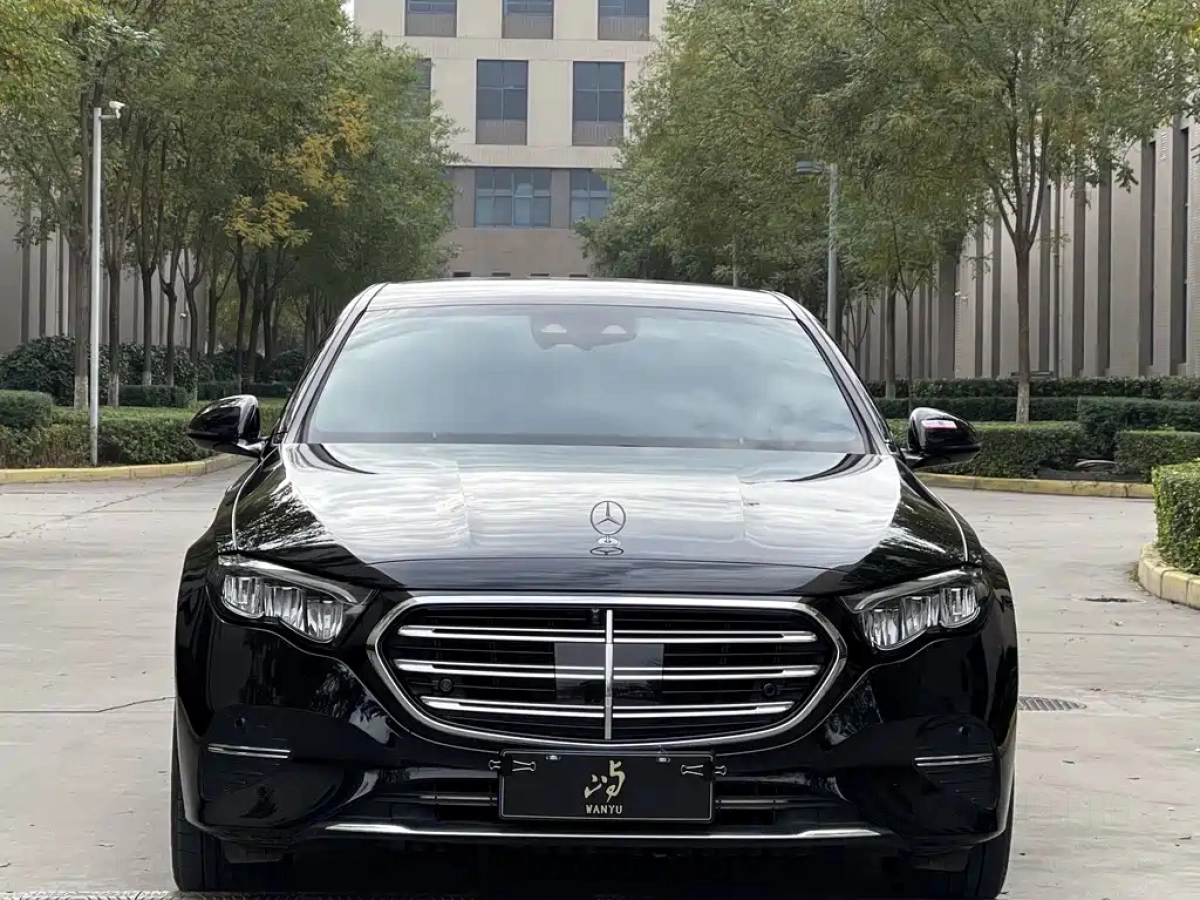 MERCEDES BENZ E-CLASS