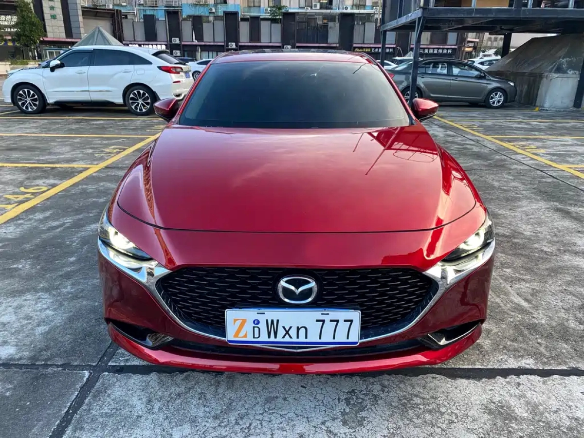 MAZDA 3 AXELA