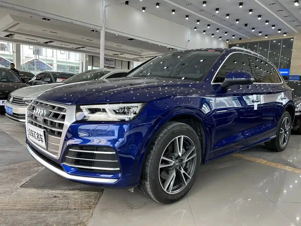 AUDI Q5L  2020