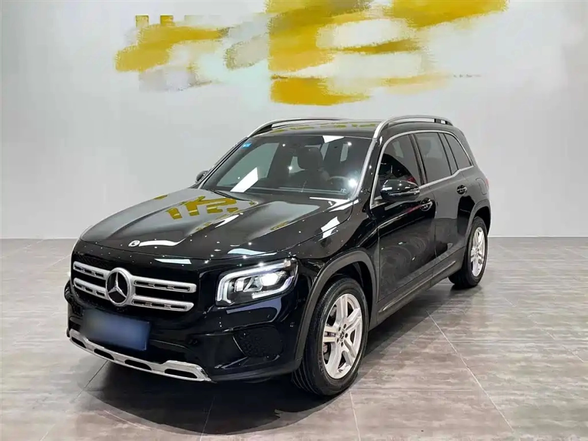 MERCEDES BENZ GLB